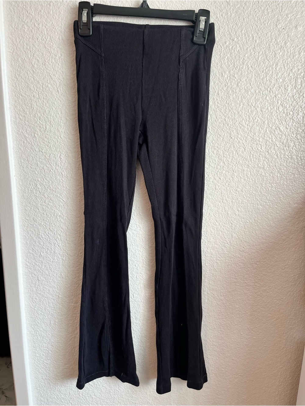 Zara Ribbed Flare Leggings